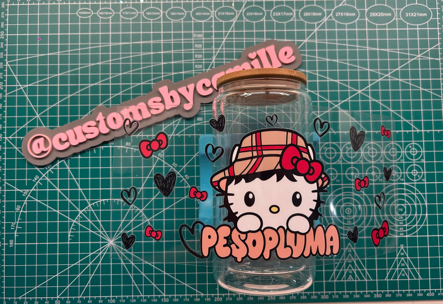 #284 Pesopluma HK decal