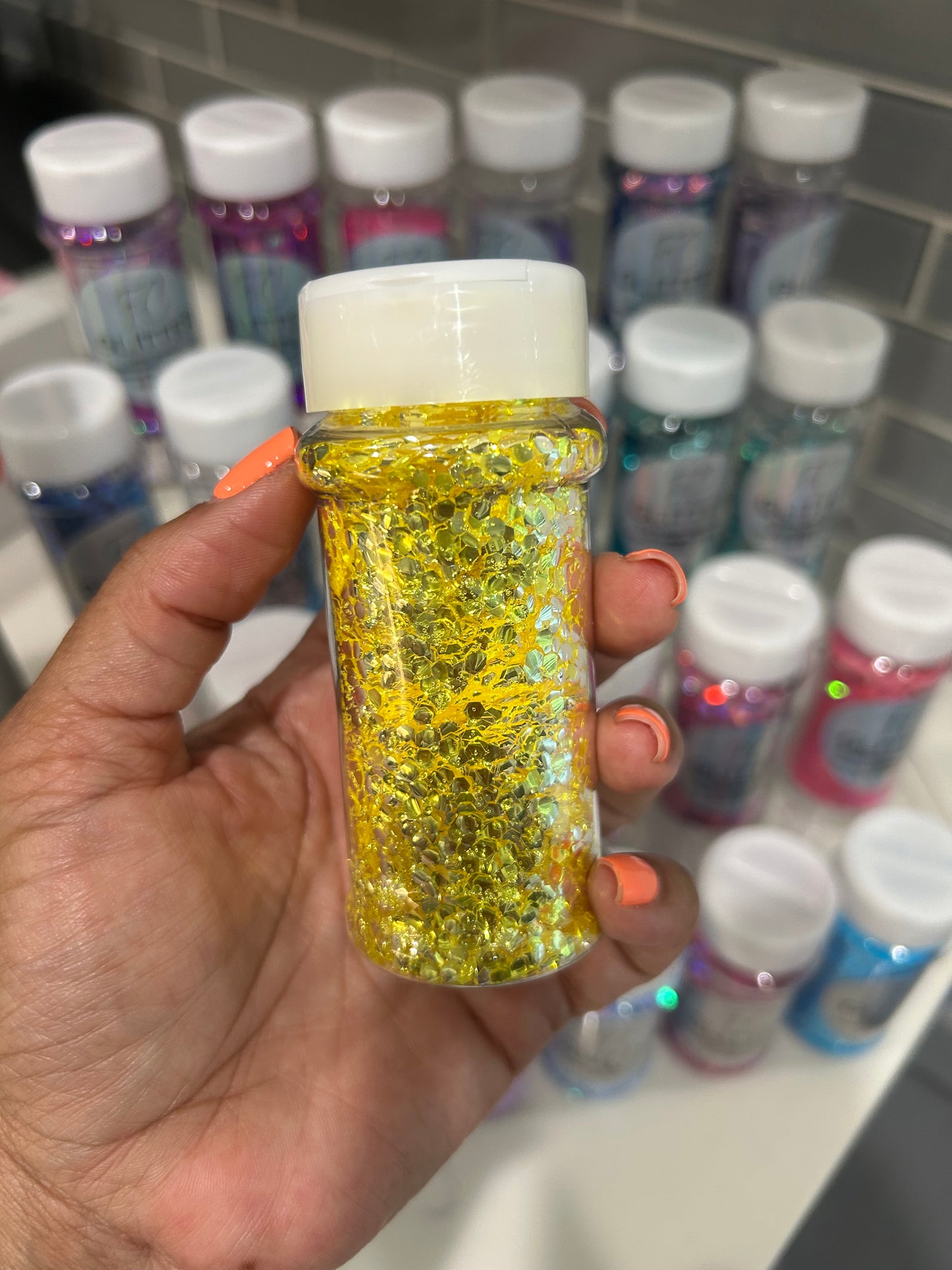 Pineapple glitter