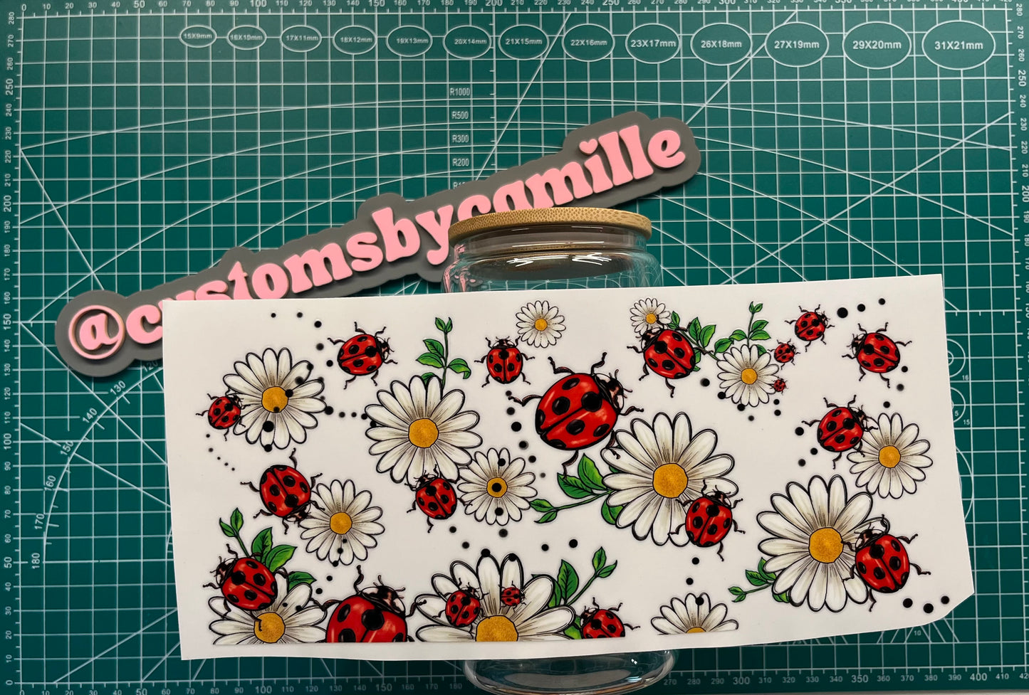 #260 Ladybug Daisy decal