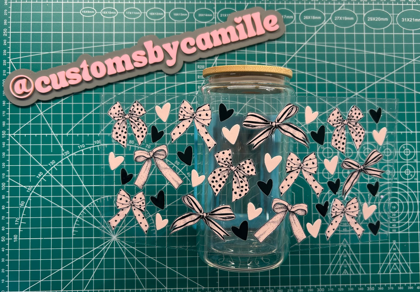 #95 Black & Light Pink Bows decal