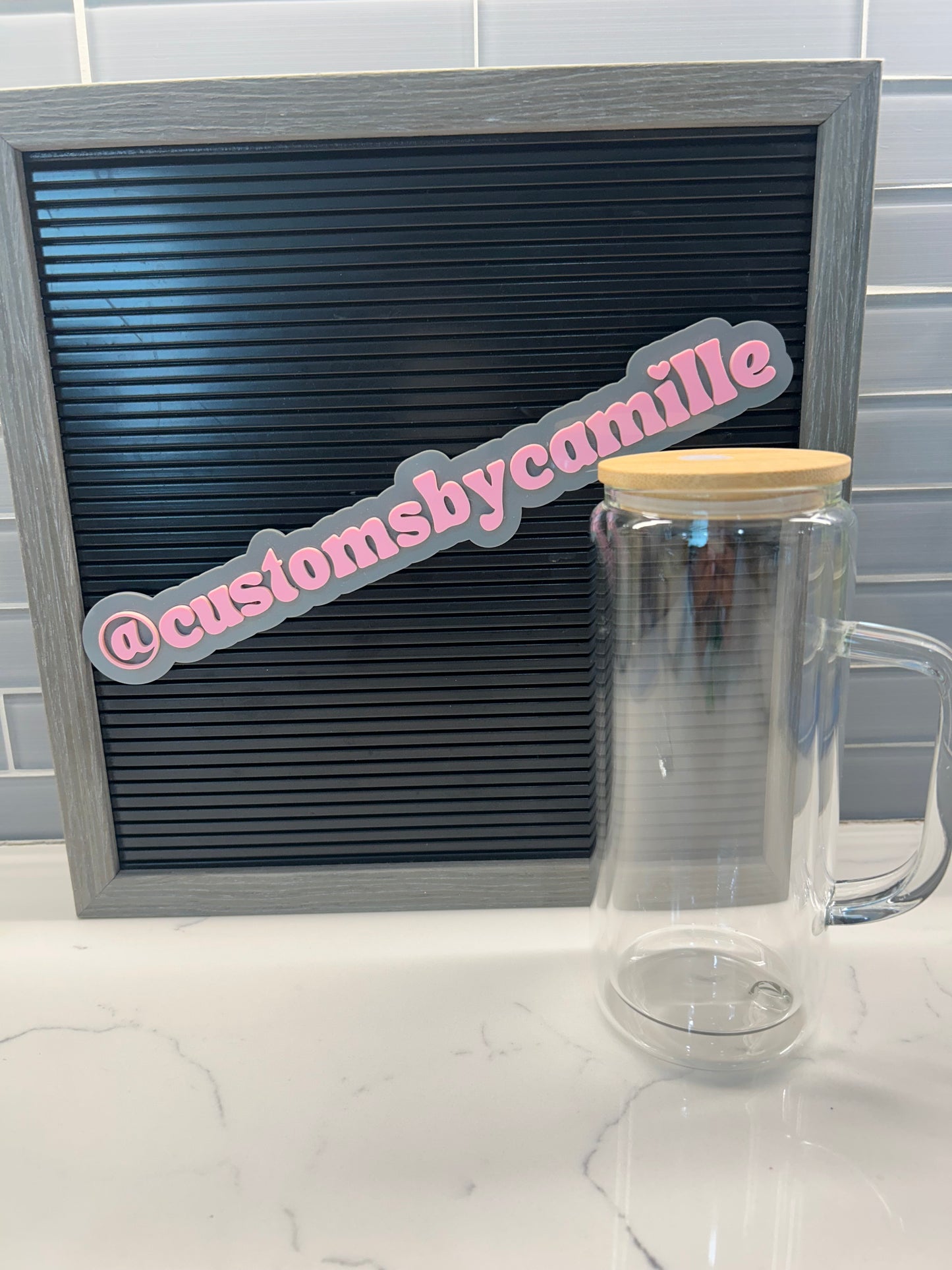20 oz Glass Snowglobe cup w/handle