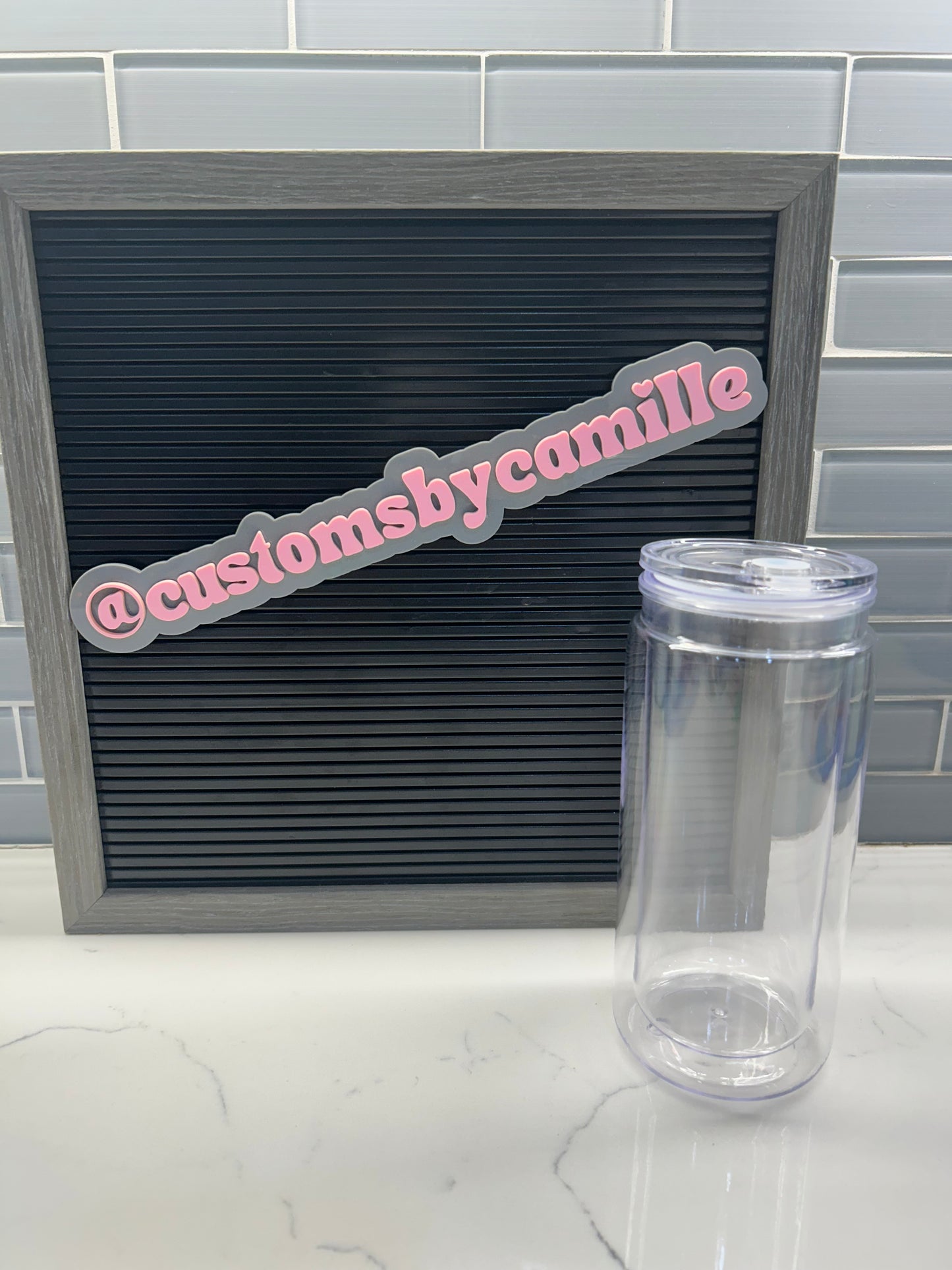 20 oz Acrylic snowglobe cup