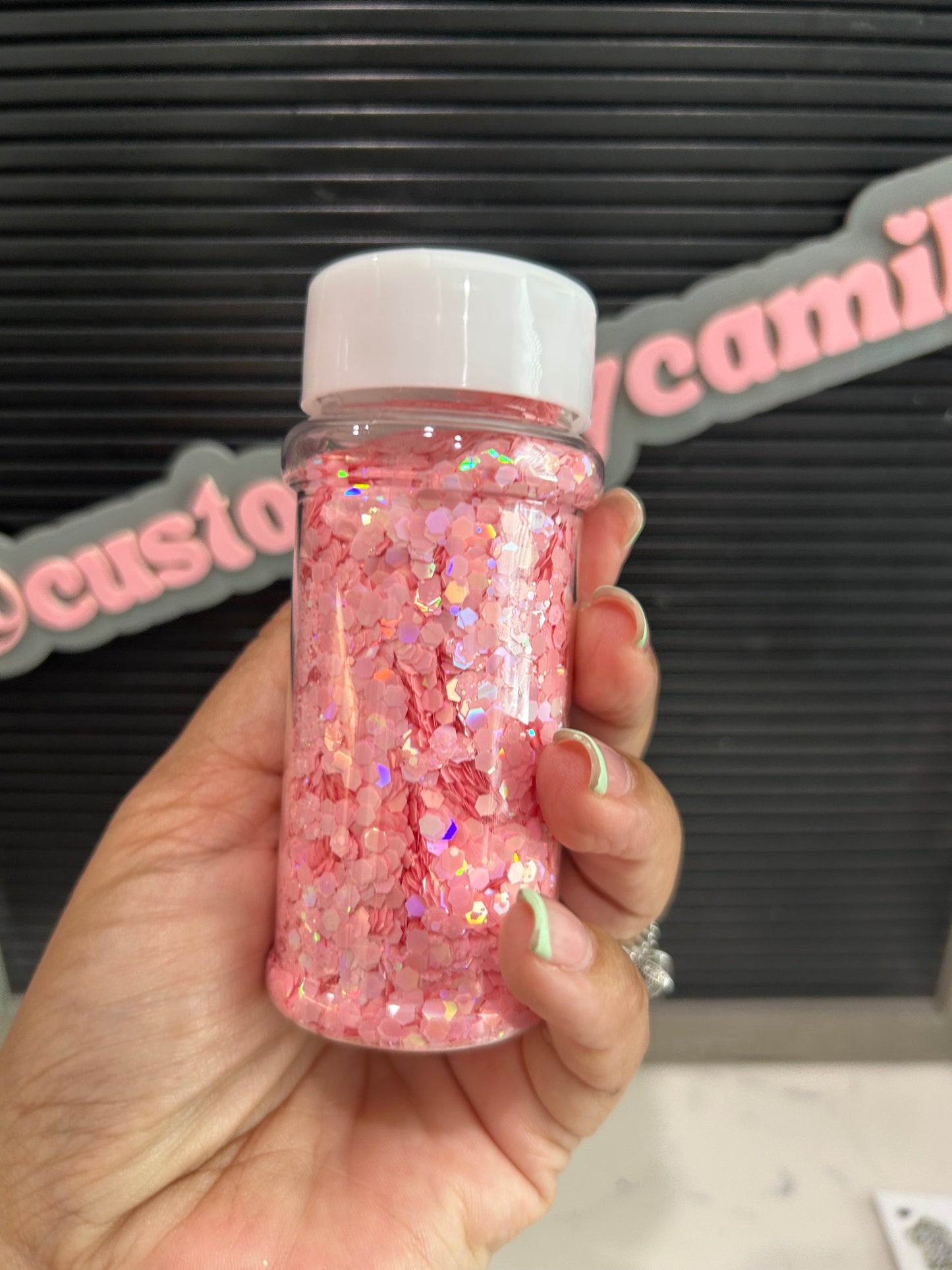 Kiki glitter